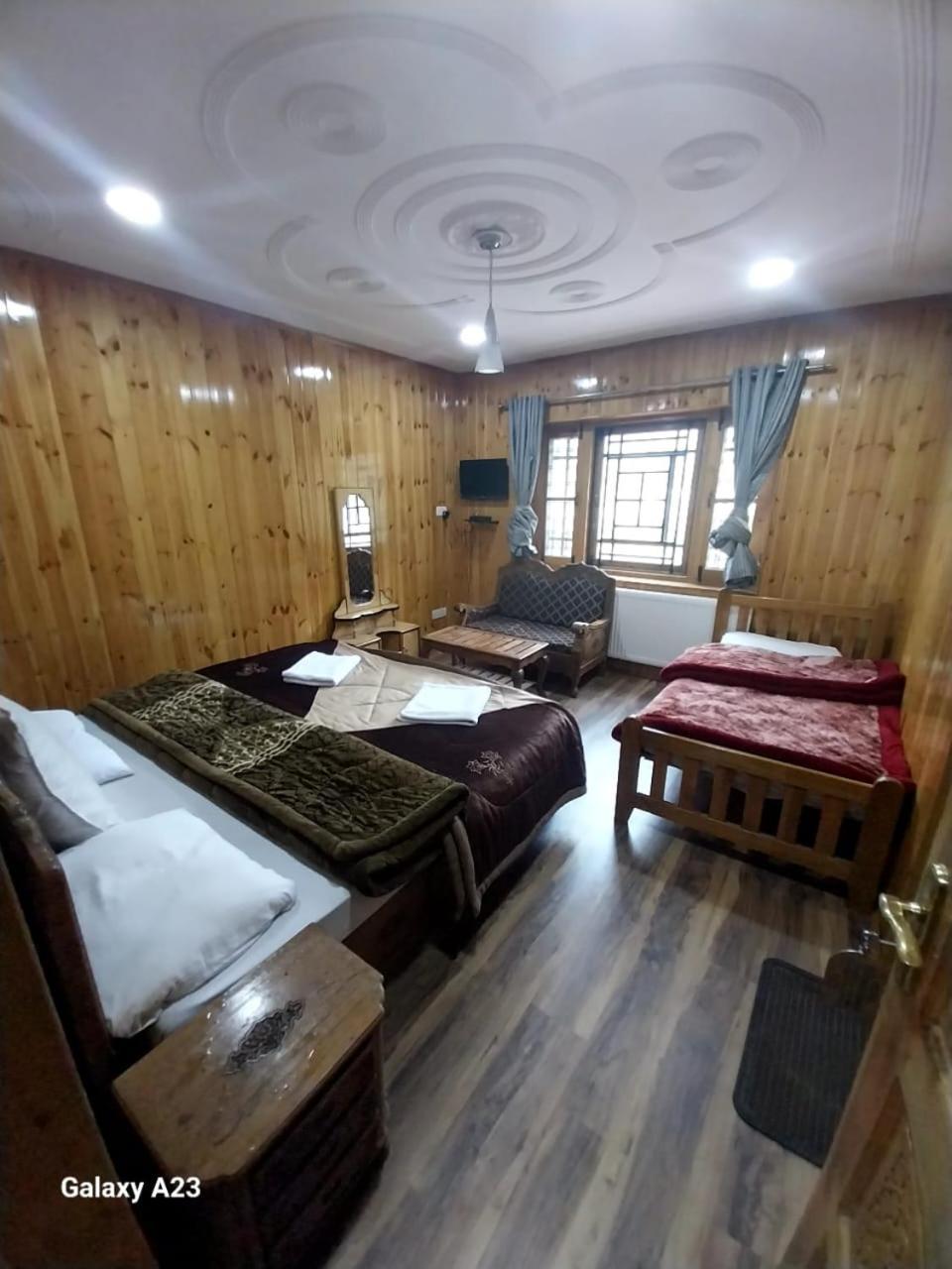 Hotel Barzman Sonamarg Phòng bức ảnh