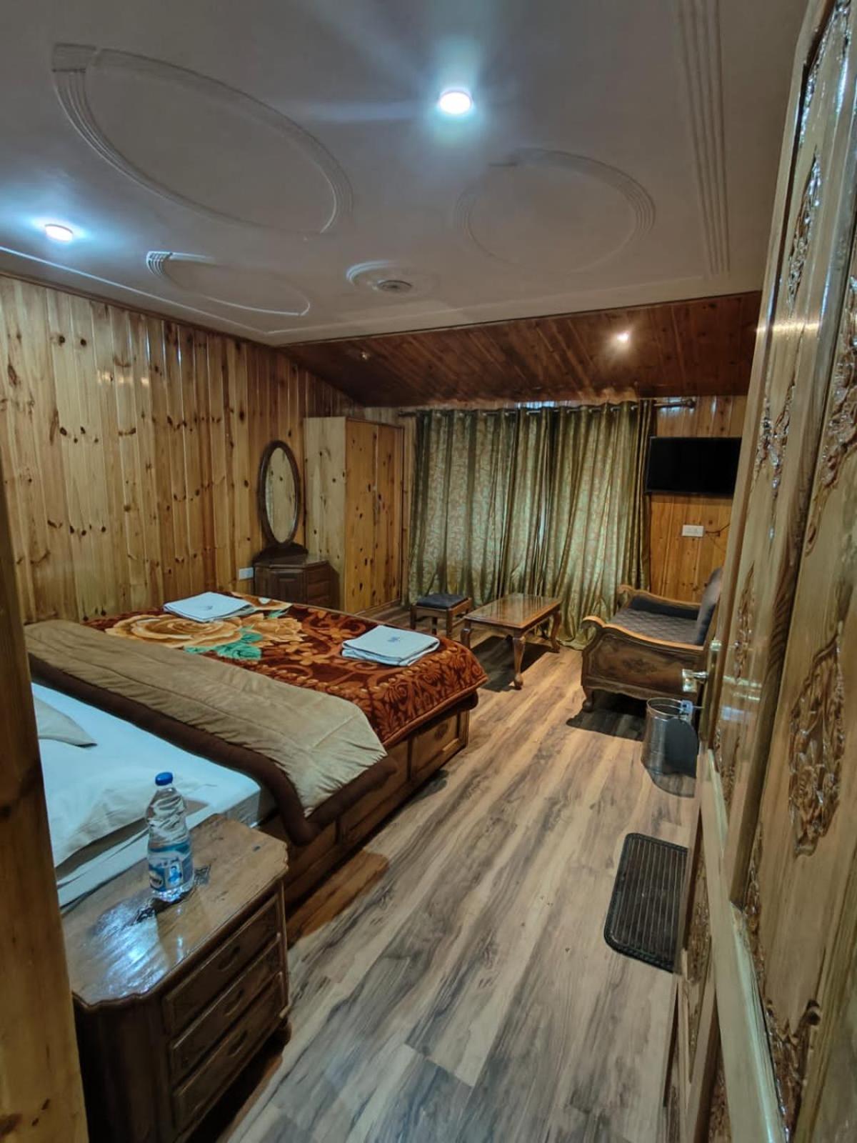 Hotel Barzman Sonamarg Ngoại thất bức ảnh